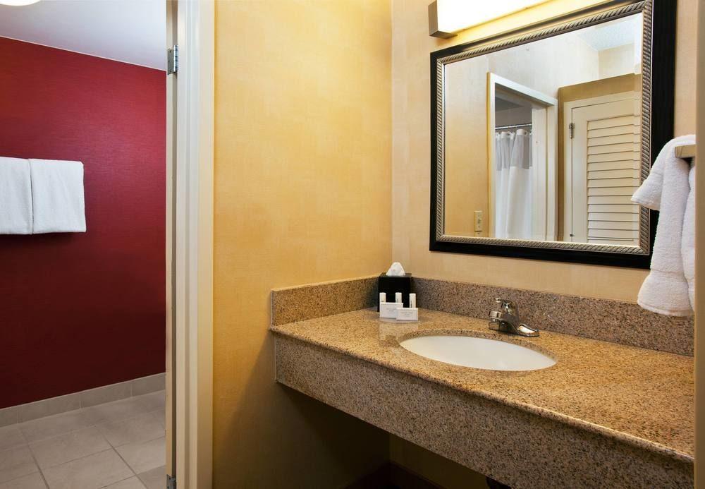 Courtyard By Marriott Boulder Hotel Bagian luar foto