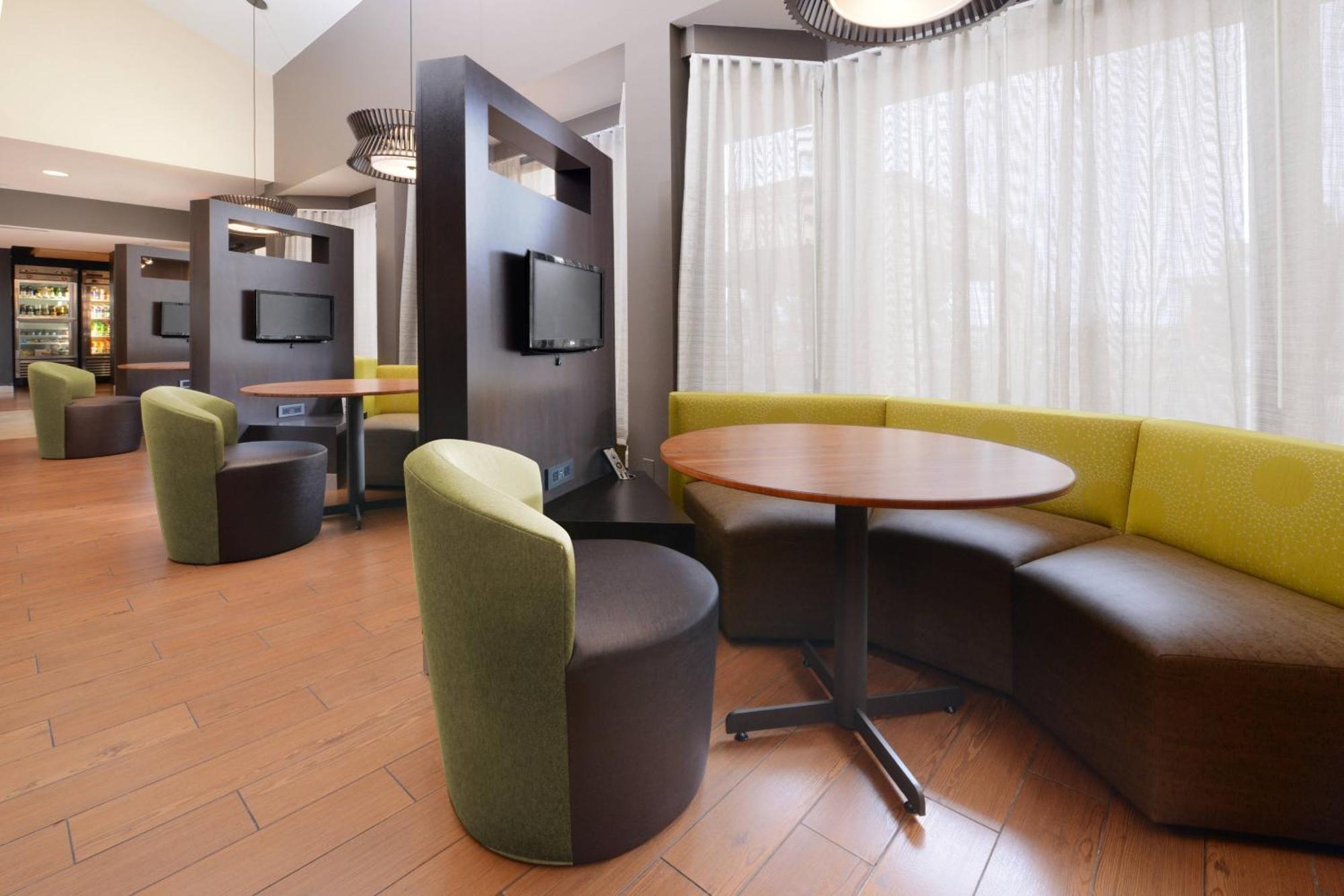 Courtyard By Marriott Boulder Hotel Bagian luar foto